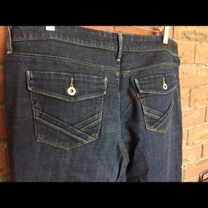 Levi’s boot cut women’s jeans